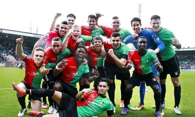 并在英超赛 并在英超赛